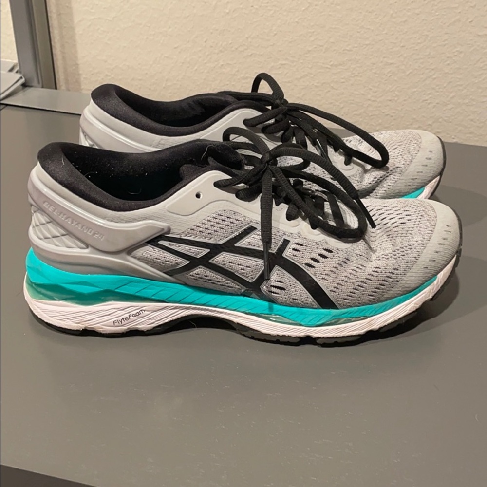 ASICS Gel Kayano 24 size 7.5